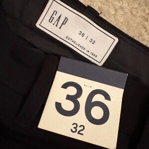 GAP Men’s BLACK Trousers